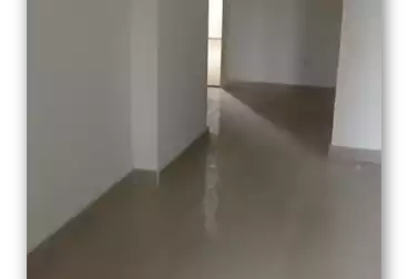 Apartments For sale - 3 rooms - floor 1