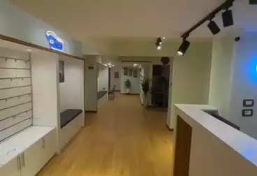 Commercial For sale - floor 0