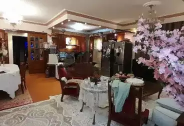 Furnished Apartment For sale - 3 rooms - floor 8