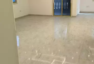 Apartments For sale - 3 rooms - floor 1