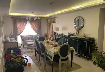 عقارات للبيع - 3 غرف - بالدور 3