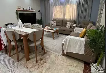 Apartments For sale - 2 rooms - floor 8