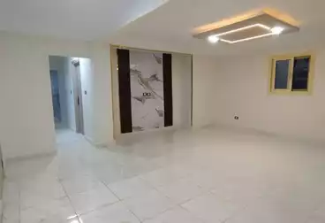 Apartments For sale - 3 rooms - floor 1