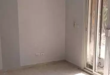 Apartment with Garden For sale - 2 rooms - floor 0