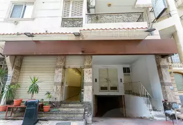 Commercial For sale - floor 0