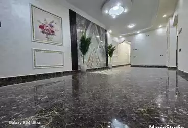 Apartments For sale - 3 rooms - floor 4