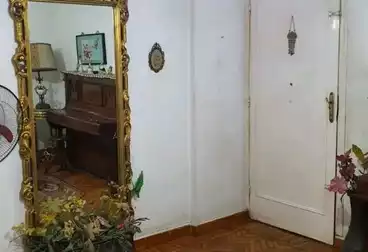 Apartments For sale - 3 rooms - floor 1