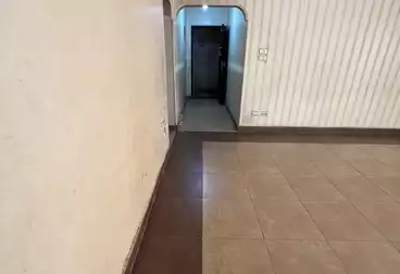 Apartments For rent - 2 rooms - floor 11