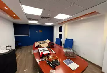 Administrative For rent - 5 rooms - floor 3