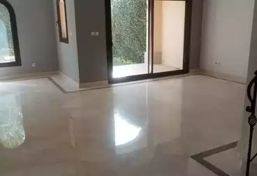 شقق للإيجار - 3 غرف - بالدور 0