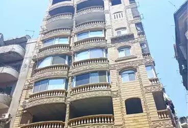 Apartments For sale - 3 rooms - floor 1