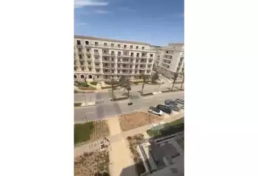 شقق للبيع - 2 غرف - بالدور 4