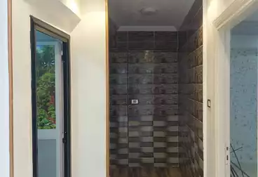 Apartments For sale - 2 rooms - floor 6
