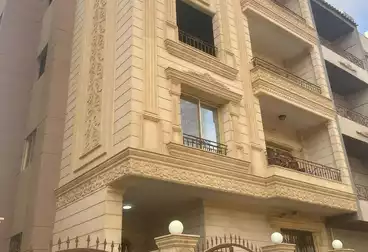دور كامل للبيع - 3 غرف - بالدور 3