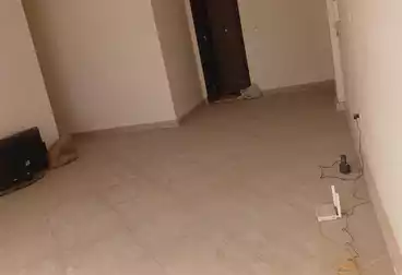 Apartments For sale - 3 rooms - floor 1