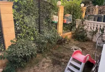 Apartment with Garden For sale - 3 rooms - floor 0