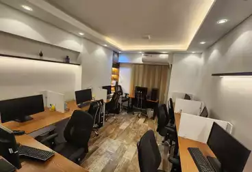 Administrative For rent - 4 rooms - floor 1