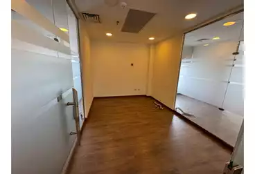 Administrative For rent - 3 rooms - floor 4