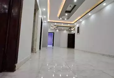 Apartments For sale - 4 rooms - floor 8