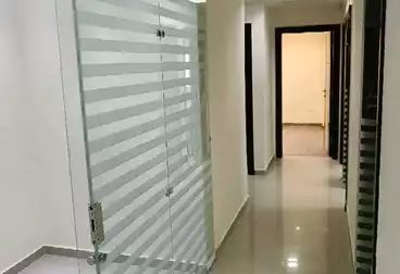 Administrative For rent - 4 rooms - floor 4
