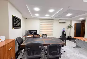 Administrative For rent - 6 rooms - floor 4