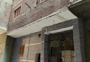 منزل / بيت للبيع - 6 غرف
