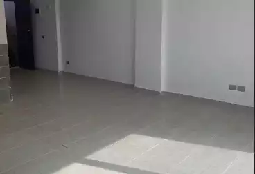 Administrative For rent - 5 rooms - floor 3