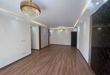 Apartment with Garden For sale - 3 rooms - floor 0
