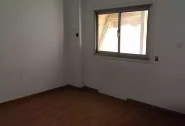 Apartments For sale - 4 rooms - floor 5