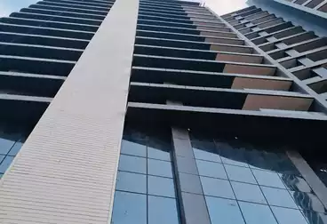 Apartments For sale - 3 rooms - floor 8