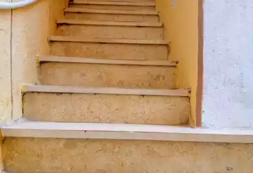 Apartment with Garden For sale - 5 rooms - floor 1
