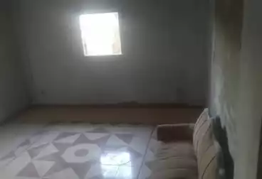 House / Home For sale - 4 rooms