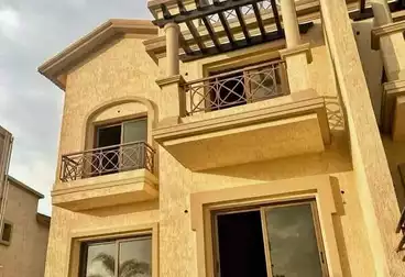 توين هاوس للبيع - 3 غرف