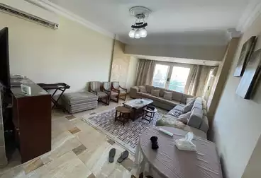 Furnished Apartment For rent - 3 rooms - floor 8