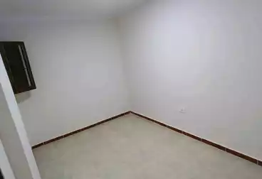 Apartments For sale - 2 rooms - floor 9
