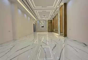 Apartment with Garden For sale - 4 rooms - floor 0