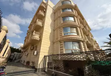 شقق للبيع - 3 غرف - بالدور 0