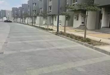 شقق للإيجار - 3 غرف - بالدور 0