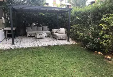 Apartment with Garden For sale - 3 rooms - floor 0
