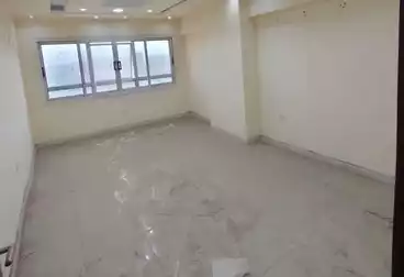 Administrative For rent - 5 rooms - floor 6