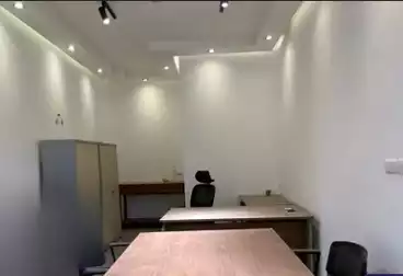 مخازن للإيجار