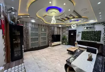 Apartments For sale - 3 rooms - floor 5