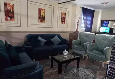 Penthouse للبيع - 3 غرف - بالدور 4
