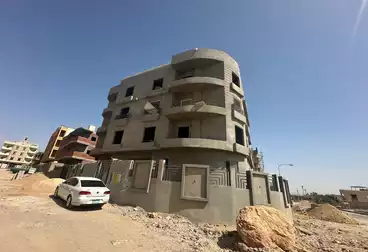 Apartment with Garden For sale - 3 rooms - floor 0