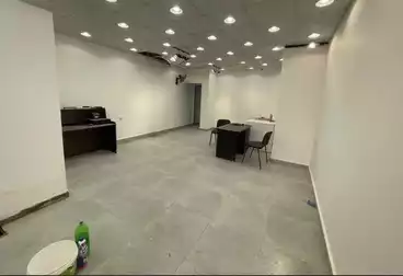 Commercial For sale - floor 0