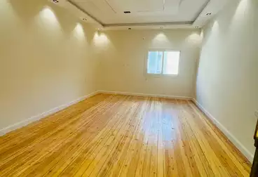 Administrative For rent - 4 rooms - floor 4