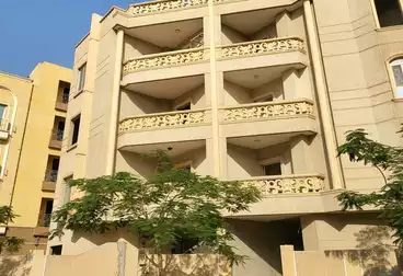 Apartment with Garden For sale - 3 rooms - floor 0