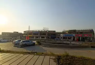 تجاري للإيجار - بالدور 1
