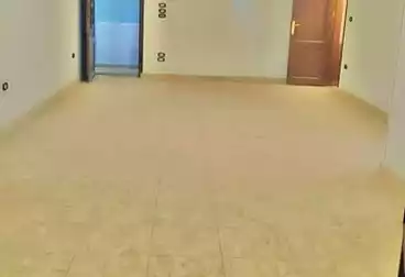 Apartments For sale - 3 rooms - floor 4