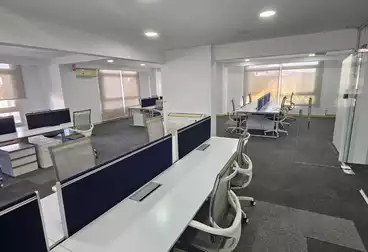 Administrative For rent - 4 rooms - floor 5